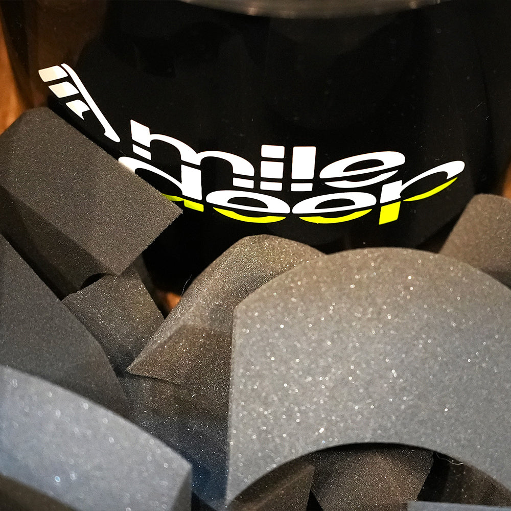 Direct car exterior dressing applicator