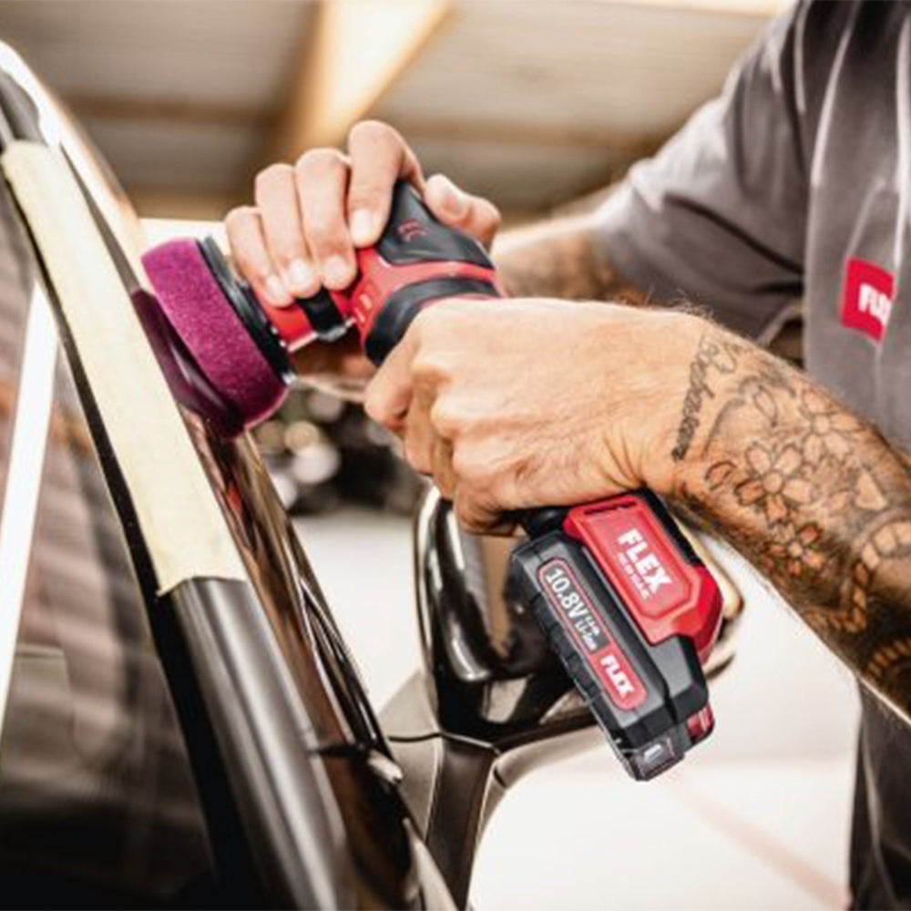 flex pxe 80 10.8-ec/2.5 set cordless machine polisher on black car exterior 